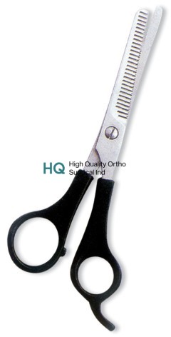 Thinning Scissor. One Blade Teeth. Plastic Handle. Satin Finish.